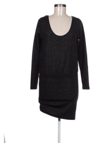 Рокля Selected Femme, Размер S, Цвят Черен, Цена 2,04 €