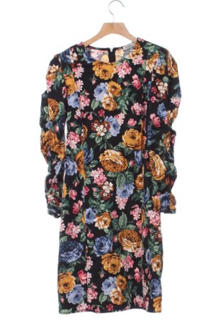 Рокля Stradivarius, Размер S, Цвят Многоцветен, Цена 10,03 €