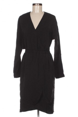 Ruha Y.A.S, Méret M, Szín Fekete, Ár 2 009 Ft