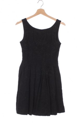 Рокля Zara Trafaluc, Размер S, Цвят Черен, Цена 4,60 €