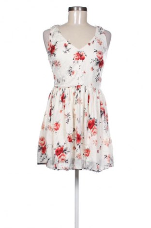 Рокля Zara Trafaluc, Размер M, Цвят Многоцветен, Цена 4,60 €