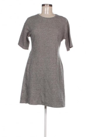 Šaty  Zara Trafaluc, Velikost M, Barva Vícebarevné, Cena  49,00 Kč