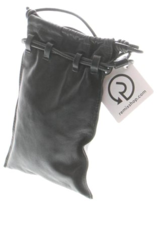 Dokumententasche Mango, Farbe Schwarz, Preis € 19,00