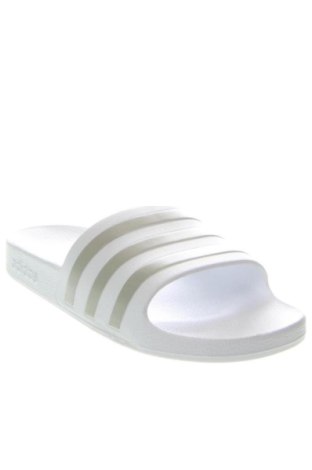 Papuci Adidas, Mărime 39, Culoare Alb, Preț 442,99 Lei