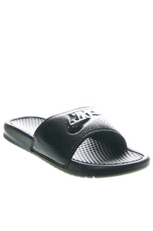 Чехли Nike, Размер 44, Цвят Черен, Цена 26,07 €