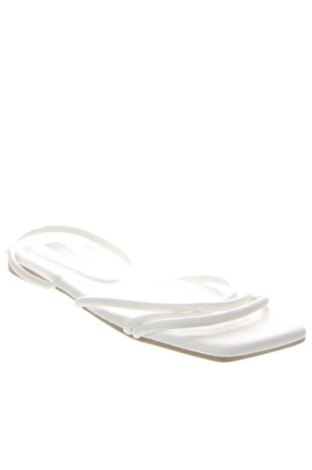 Pantolette Unbranded, Größe 39, Farbe Weiß, Preis 32,00 €