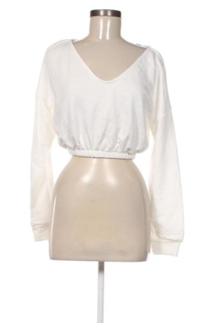 Damen Shirt Bershka, Größe S, Farbe Weiß, Preis € 12,99