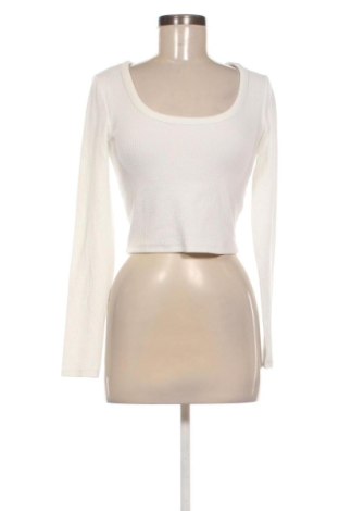 Дамска блуза Bershka, Размер M, Цвят Бял, Цена 4,09 €
