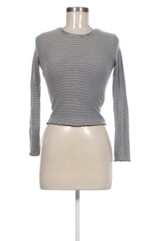 Dámská halenka Bershka, Velikost XS, Barva Vícebarevné, Cena  283,00 Kč