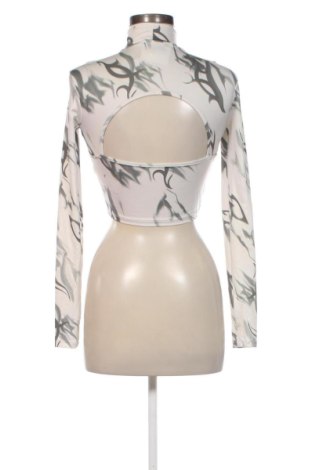 Дамска блуза Bershka, Размер XS, Цвят Многоцветен, Цена 5,11 €