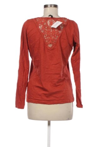 Дамска блуза Colours Of The World, Размер L, Цвят Червен, Цена 4,09 €
