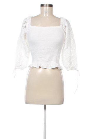 Γυναικεία μπλούζα Fb Sister, Μέγεθος M, Χρώμα Λευκό, Τιμή 11,99 €