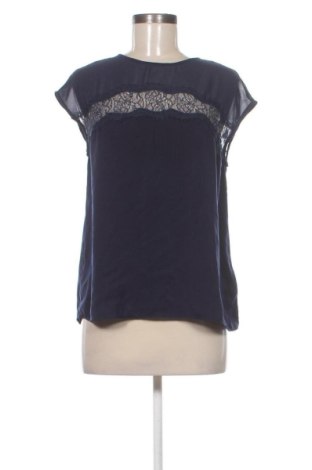 Dámská halenka Guess, Velikost L, Barva Modrá, Cena  709,00 Kč