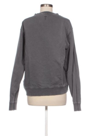 Dámská halenka Guess, Velikost L, Barva Šedá, Cena  661,00 Kč