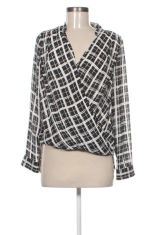 Damen Shirt H&M, Größe M, Farbe Mehrfarbig, Preis 10,99 €