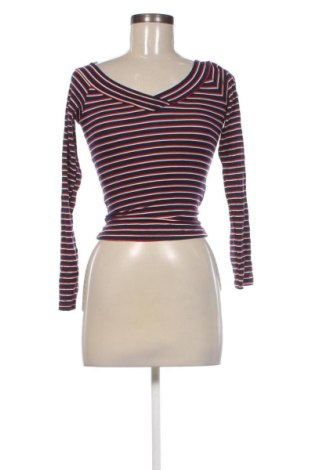 Dámská halenka H&M Divided, Velikost XXS, Barva Vícebarevné, Cena  99,00 Kč