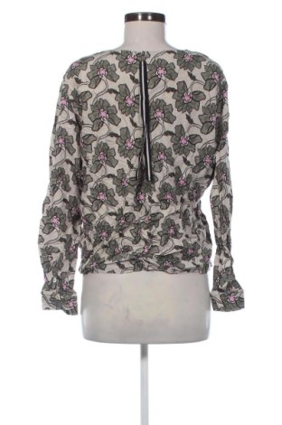 Bluză de femei Lieblingsstuck, Mărime M, Culoare Multicolor, Preț 151,99 Lei