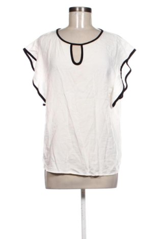 Damen Shirt Madeleine, Größe M, Farbe Weiß, Preis € 16,00