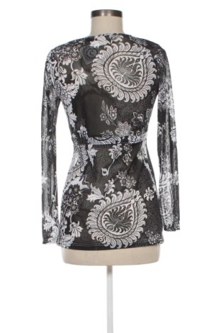 Damen Shirt Now On, Größe M, Farbe Mehrfarbig, Preis 6,99 €