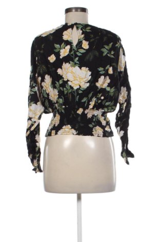 Γυναικεία μπλούζα ONLY, Μέγεθος L, Χρώμα Πολύχρωμο, Τιμή 4,99 €