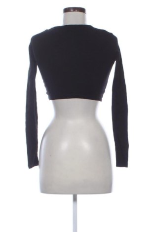 Дамска блуза Pull&Bear, Размер XS, Цвят Черен, Цена 10,22 €