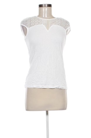 Dámská halenka S.Oliver, Velikost XS, Barva Bílá, Cena  409,00 Kč