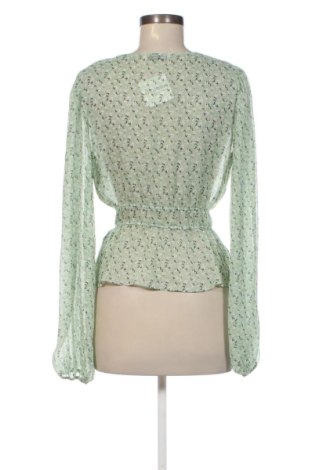 Dámská halenka Stradivarius, Velikost M, Barva Vícebarevné, Cena  129,00 Kč