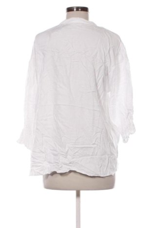 Дамска блуза Unbranded, Размер XL, Цвят Бял, Цена 10,22 €