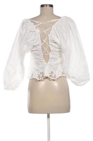 Bluză de femei Unbranded, Mărime M, Culoare Alb, Preț 60,99 Lei