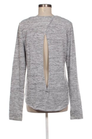 Дамска блуза Unbranded, Размер XL, Цвят Многоцветен, Цена 10,22 €