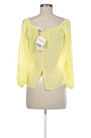 Дамска блуза Unbranded, Размер M, Цвят Жълт, Цена 9,20 €