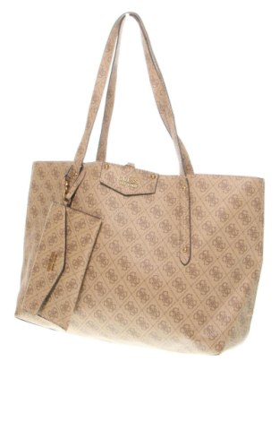 Дамска чанта Guess, Цвят Многоцветен, Цена 138,04 €