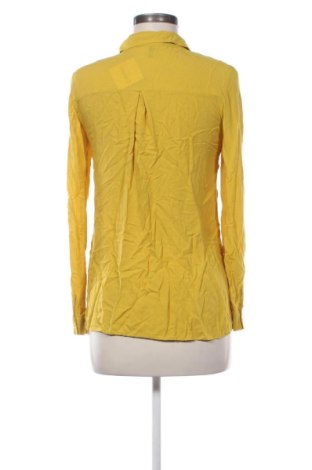 Дамска риза Vero Moda, Размер S, Цвят Жълт, Цена 10,00 €