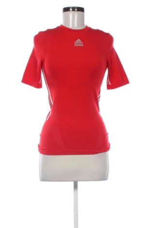 Дамска тениска Adidas, Размер L, Цвят Червен, Цена 11,75 €
