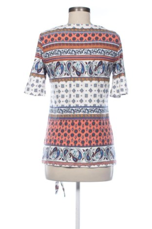 Дамска тениска C&A, Размер M, Цвят Многоцветен, Цена 6,64 €