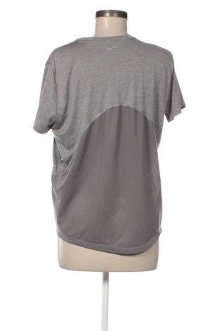 Női póló Nike, Méret XL, Szín Szürke, Ár 6 399 Ft