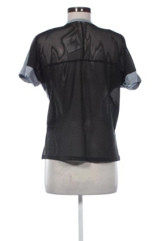 Dámské tričko Nike, Velikost L, Barva Vícebarevné, Cena  454,00 Kč