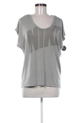 Dámské tričko Nike, Velikost L, Barva Šedá, Cena  879,00 Kč
