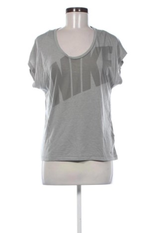 Dámské tričko Nike, Velikost M, Barva Šedá, Cena  510,00 Kč