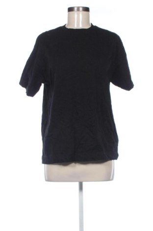 Γυναικείο t-shirt Pull&Bear, Μέγεθος S, Χρώμα Μαύρο, Τιμή 10,99 €