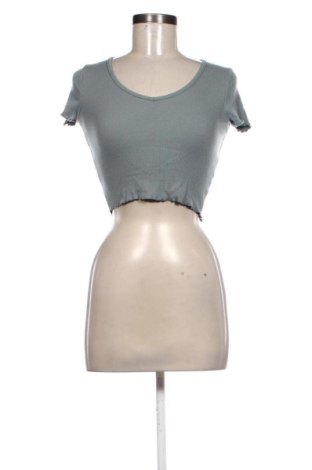 Női póló Pull&Bear, Méret S, Szín Zöld, Ár 2 479 Ft