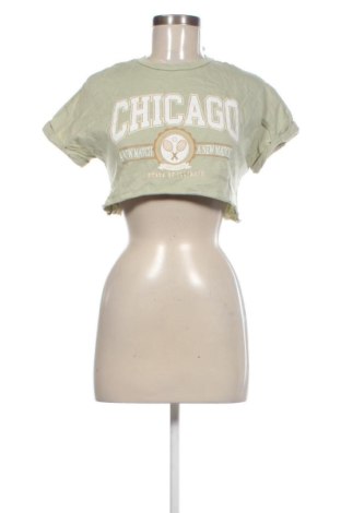 Damen T-Shirt Pull&Bear, Größe S, Farbe Grün, Preis € 6,99