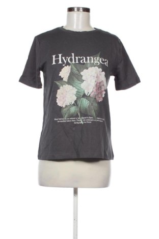 Dámske tričko Reserved, Veľkosť M, Farba Viacfarebná, Cena  8,95 €