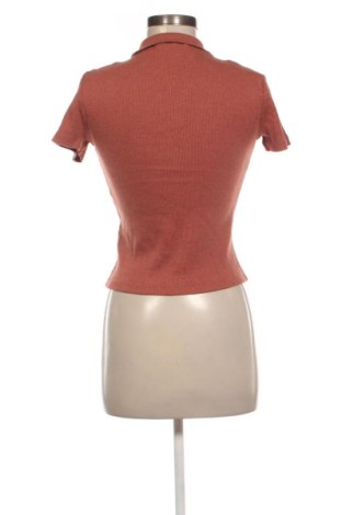 Tricou de femei Trendyol, Mărime S, Culoare Maro, Preț 63,99 Lei