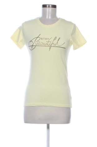 Дамска тениска Unbranded, Размер L, Цвят Жълт, Цена 8,00 €