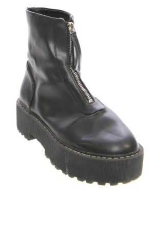 Дамски боти H&M Divided, Размер 39, Цвят Черен, Цена 31,56 €