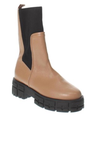 Дамски боти Hand Made, Размер 40, Цвят Бежов, Цена 32,00 €