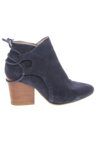 Дамски боти Unbranded, Размер 38, Цвят Син, Цена 52,00 €