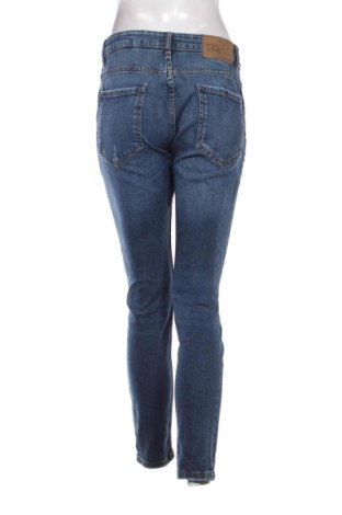 Damen Jeans Bershka, Größe M, Farbe Blau, Preis 19,99 €