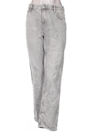 Дамски дънки Bershka, Размер M, Цвят Сив, Цена 15,33 €